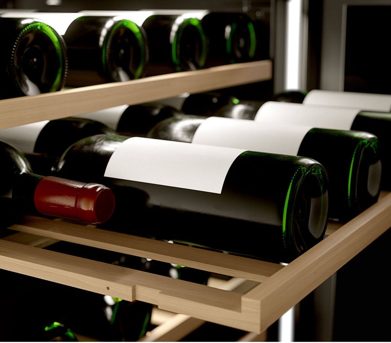 Brastemp_Adega_BZB51AE_Imagem_Prateleira_Madeira_165X145