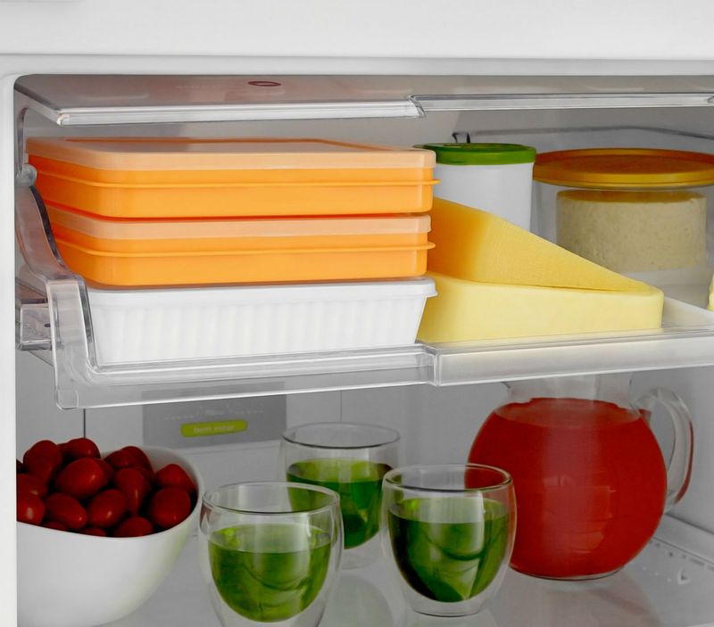 Consul_Geladeira_CRM55AB_Imagem_Compartimento_extra_frio_165X145