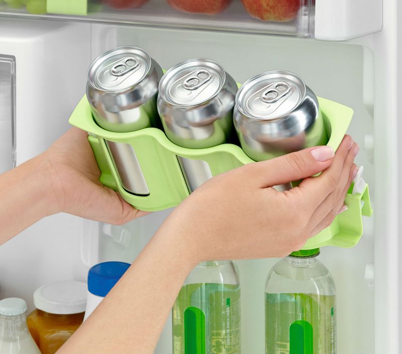 Consul_Geladeira_CRM55AB_Imagem_Porta_Latas_2_165X145