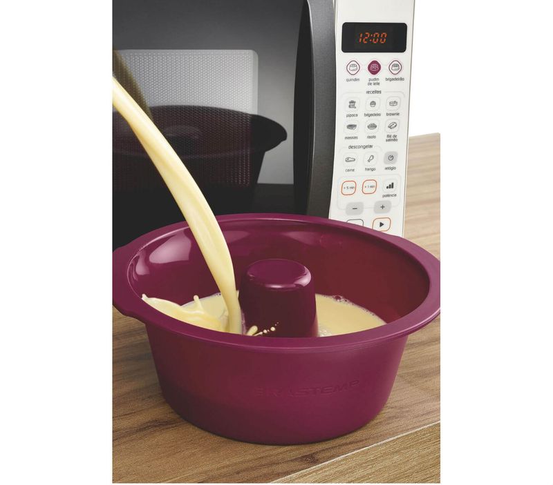 Brastemp_Micro_ondas_BMP20AB_Imagem_Produzida_2_Prateleira2_1650x1450