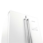 Geladeira-Brastemp-GRO80AB-Detalhe-1