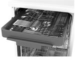 Brastemp_Lava_loucas_BLF10AB_Imagem_Detalhe_Terceiro_Cesto_Produzida_Prateleira2_1650x1450