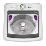 Vista-superior-da-maquina-de-lavar-roupas